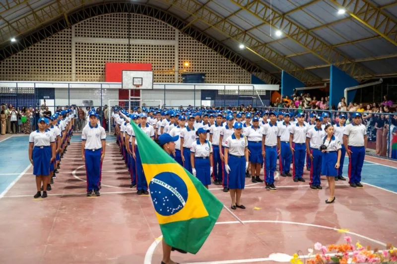 Escola MCPM Municipal Clélia das Graças Figueiredo Pinto realiza solenidade de conclusão das turmas do 9º ano Escola MCPM Municipal Clélia das Graças Figueiredo Pinto realiza solenidade de conclusão das turmas do 9º ano