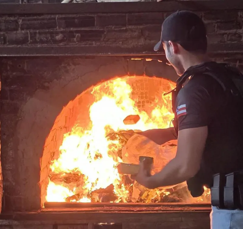 Polícia Civil incinera mais de 350 quilos de drogas em Eunápolis Polícia Civil incinera mais de 350 quilos de drogas em Eunápolis