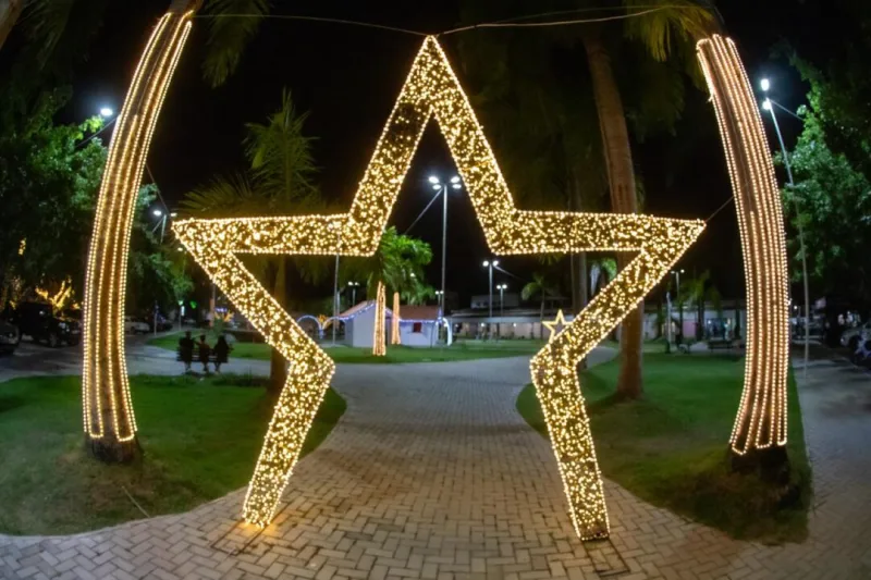 Teixeira de Freitas se transforma em palco de luzes, cultura e desenvolvimento com o Natal Iluminado