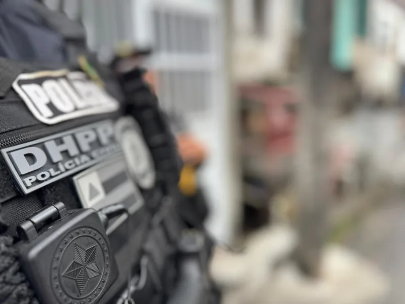 Polícia Civil cumpre mandado de prisão contra mais um envolvido em triplo homicídio de técnicos de internet em Salvador