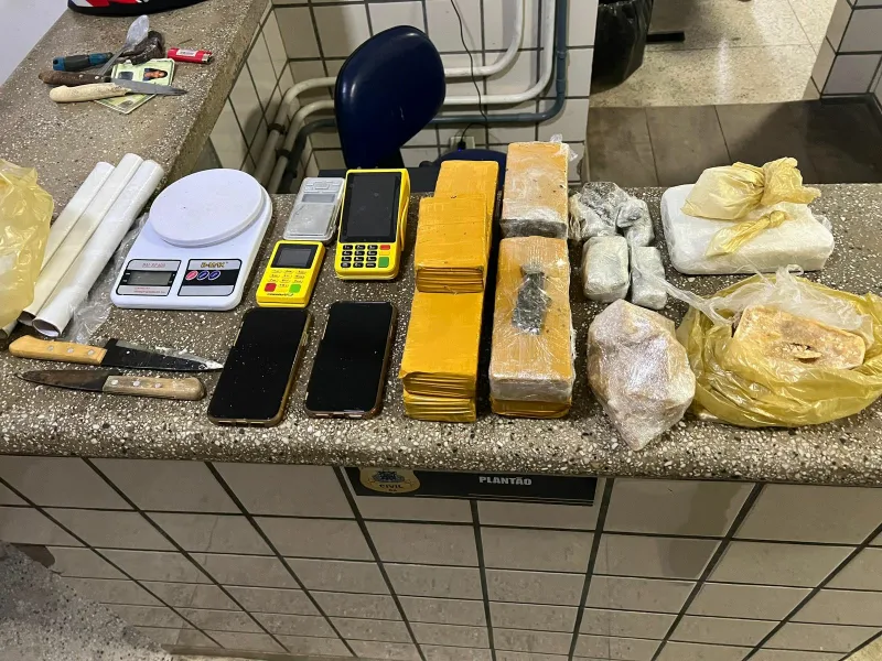 Grande quantidade de drogas é apreendida pela polícia em Teixeira de Freitas