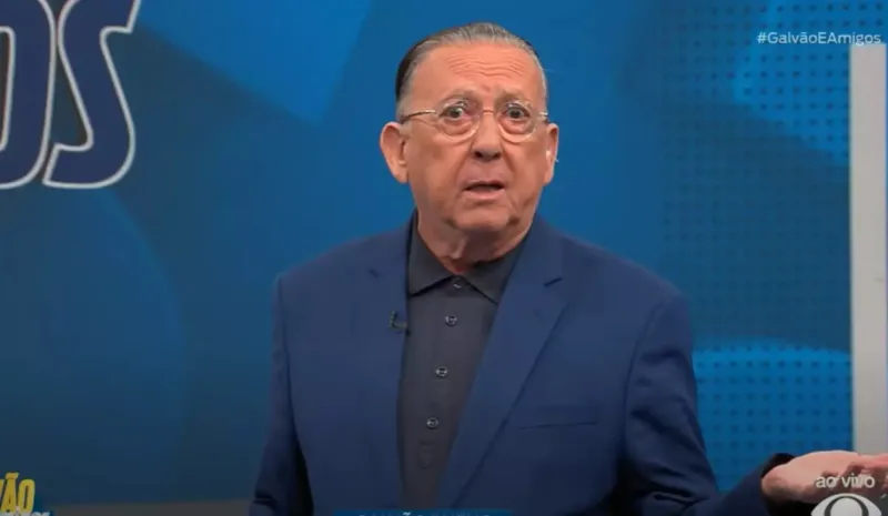 Galvão Bueno é internado em hospital no Paraná, diz TV  