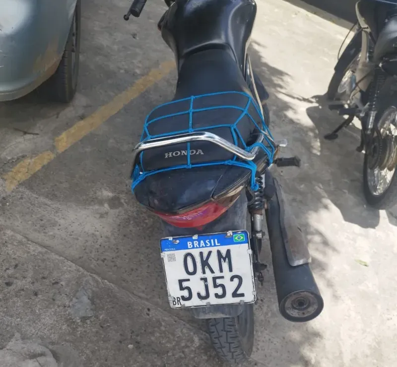 Homem é preso por tráfico de drogas em Teixeira de Freitas Homem é preso por tráfico de drogas em Teixeira de Freitas