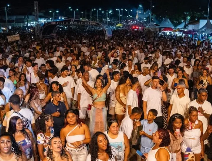 Prado entra para a história com uma das maiores viradas de ano de sua história com festa e organização Prado entra para a história com uma das maiores viradas de ano de sua história com festa e organização