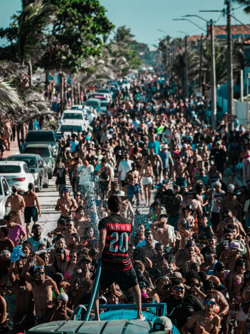 Réveillon de Alcobaça mantém clima de festa e anima grande público com arrastão no dia 1º de janeiro