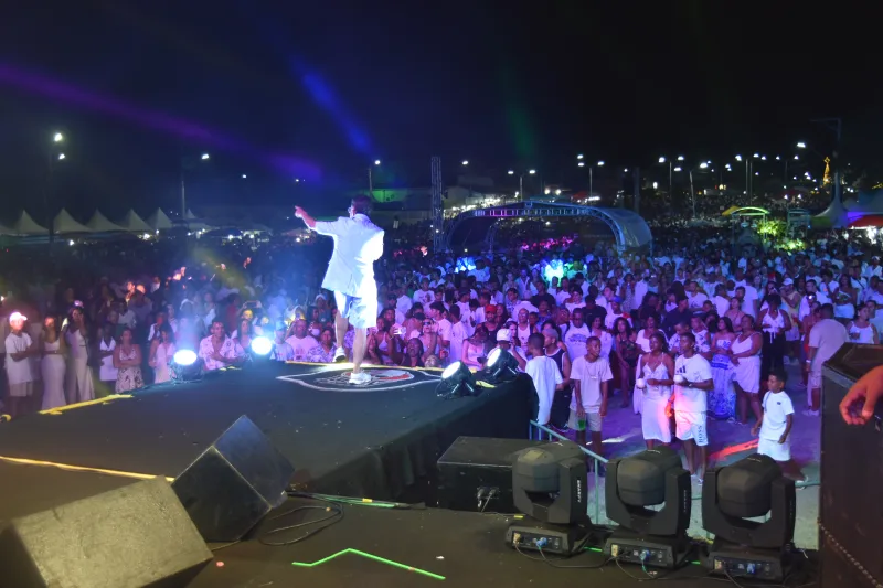 Réveillon de Prado bate recorde de público, aquece a economia e já anuncia nova grande festa.