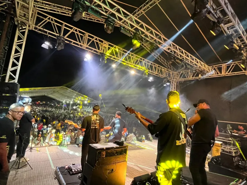 Réveillon em Nova Viçosa bate recorde de público e impulsiona economia local.