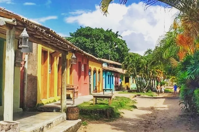 PM da Bahia nega existência de “toque de recolher” em Caraíva