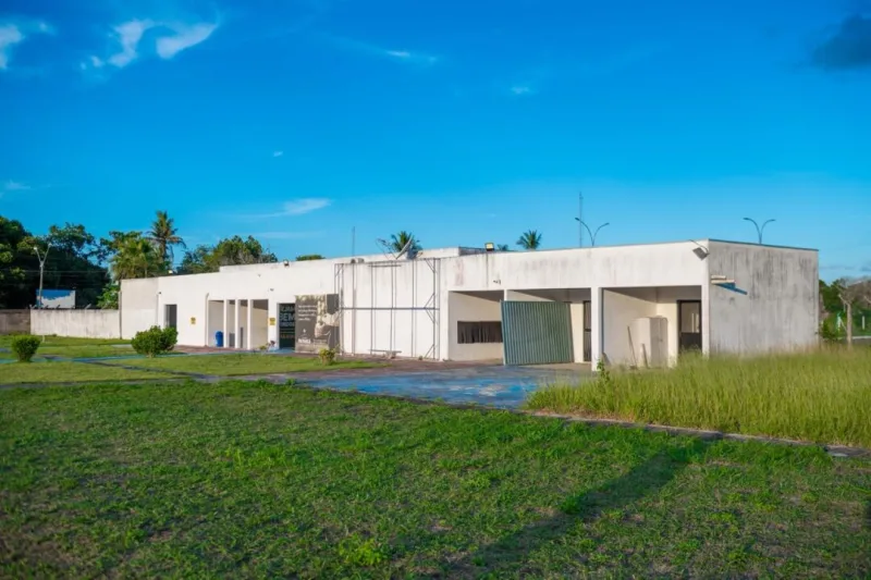 Prefeitura de Teixeira de Freitas assume comando do aeroporto e dá início a obras de modernização