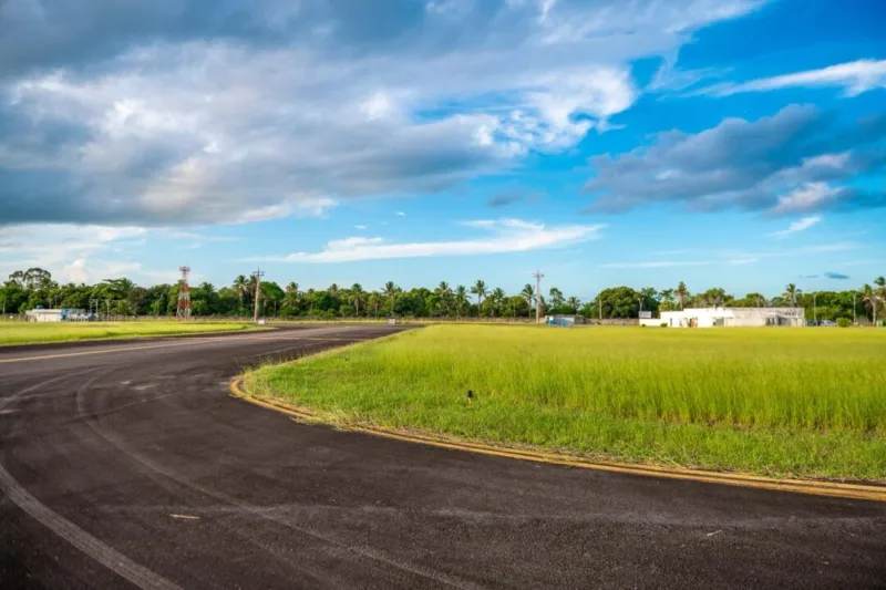 Prefeitura de Teixeira de Freitas assume comando do aeroporto e dá início a obras de modernização