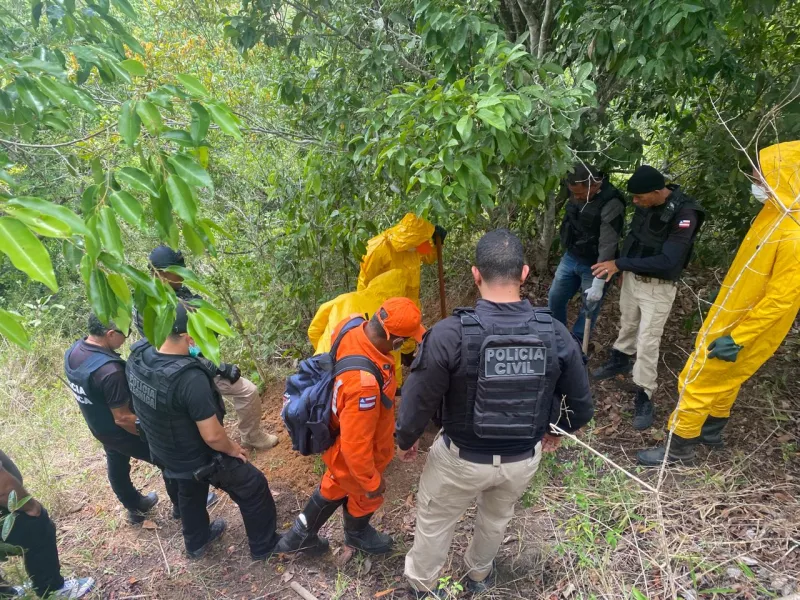 Corpo encontrado em cova rasa na zona rural de Eunápolis pode pertencer a jovem desaparecido há três semanas