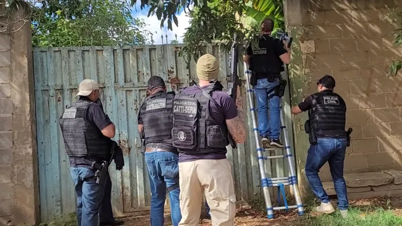 Fábrica clandestina de bebidas é desarticulada em Vitória da Conquista