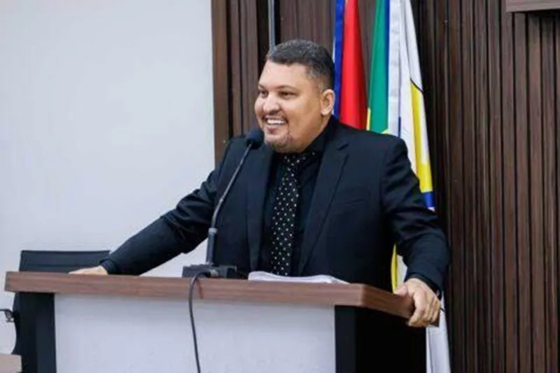 Projeto do vereador Jonatas Santos vai sortear motos e scooter elétrica em Teixeira de Freitas