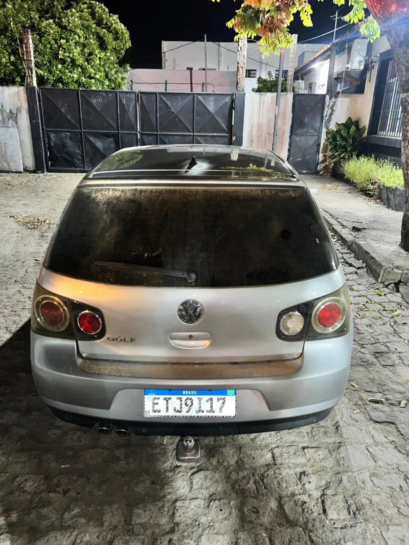 Polícia Militar prende dois homem por porte de arma de fogo em Teixeira de Freitas.