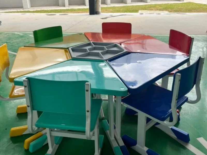 Prefeitura de Teixeira de Freitas investe na modernização do mobiliário escolar da Rede Municipal