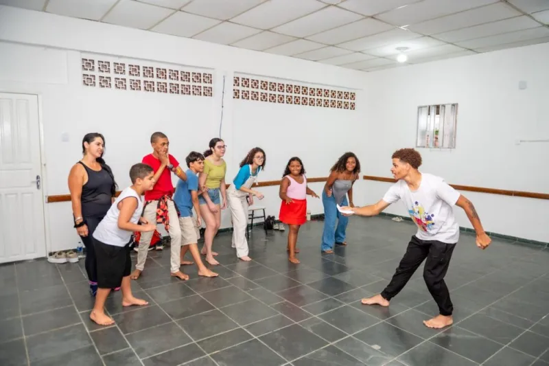 no letivo começa com animação nas Casas de Cultura em Teixeira de Freitas