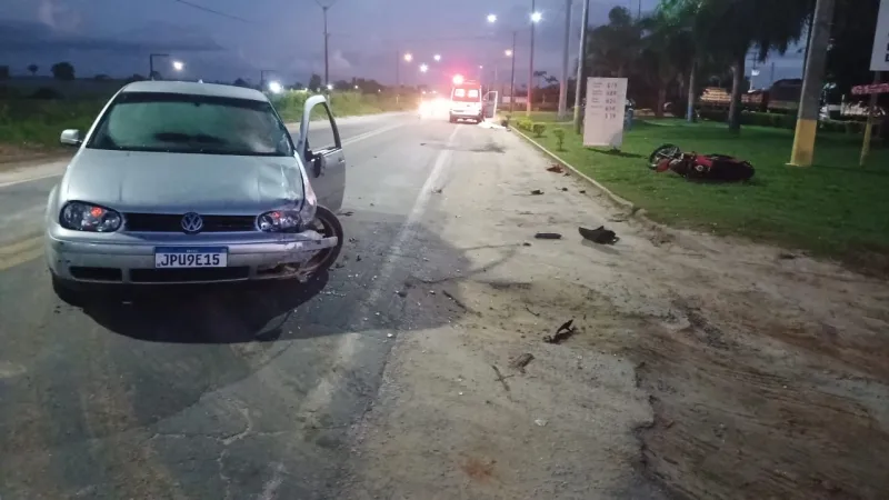 Motociclista morre em acidente na BR-101; motorista fugiu após colisão