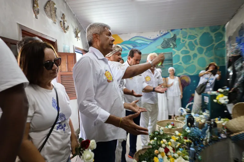Fé e tradição marcam a Festa de Iemanjá em Salvador Fé e tradição marcam a Festa de Iemanjá em Salvador