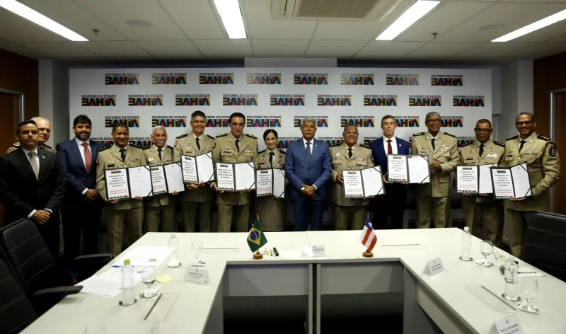 PM da Bahia entra para a história com a primeira mulher coronel em 200 anos. Jerônimo Rodrigues promoveu mais 130 oficiais