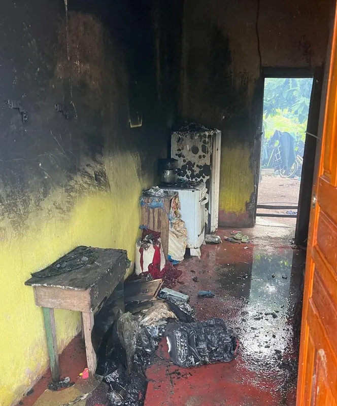 Mulher é presa após ameaçar conselheira tutelar e incendiar casa da filha em Belmonte