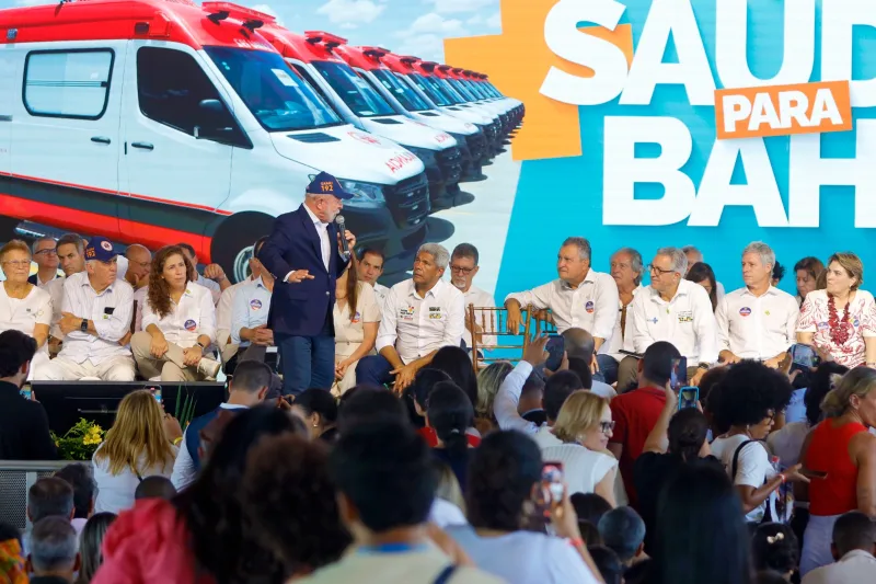 Bahia recebe mais de R$ 300 milhões em investimentos do PAC Saúde com entrega de veículos e equipamentos