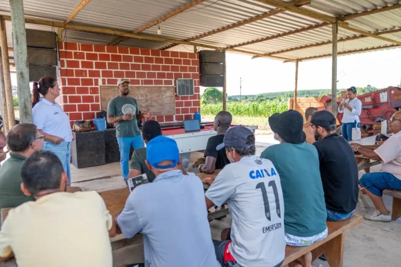Prefeitura de Teixeira de Freitas apresenta Projeto Cacau & Florestas à Comunidade do Córrego do Mutum