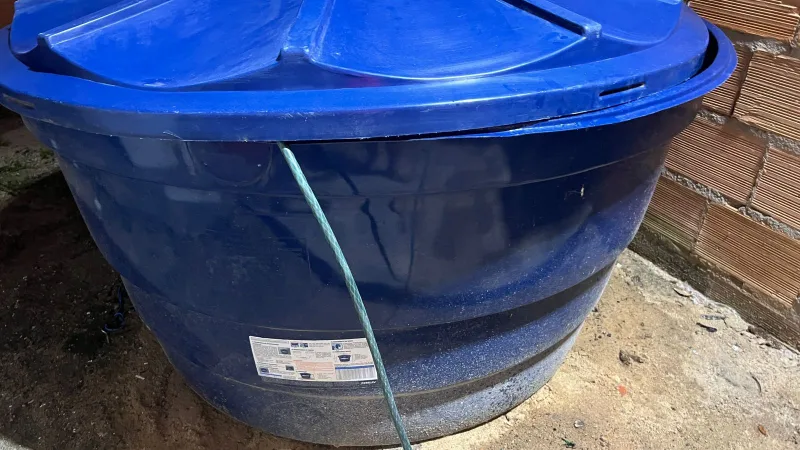 Homem é atacado a facadas quando consertava  caixa d'água. Agressor foi preso pela Polícia Militarem Teixeira de Freitas