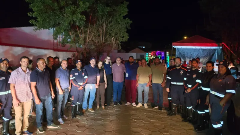 Itanhém inaugura pavimentação da Rua Itaúna e reforça saúde com nova ambulância do SAMU e Kit Telessaúde