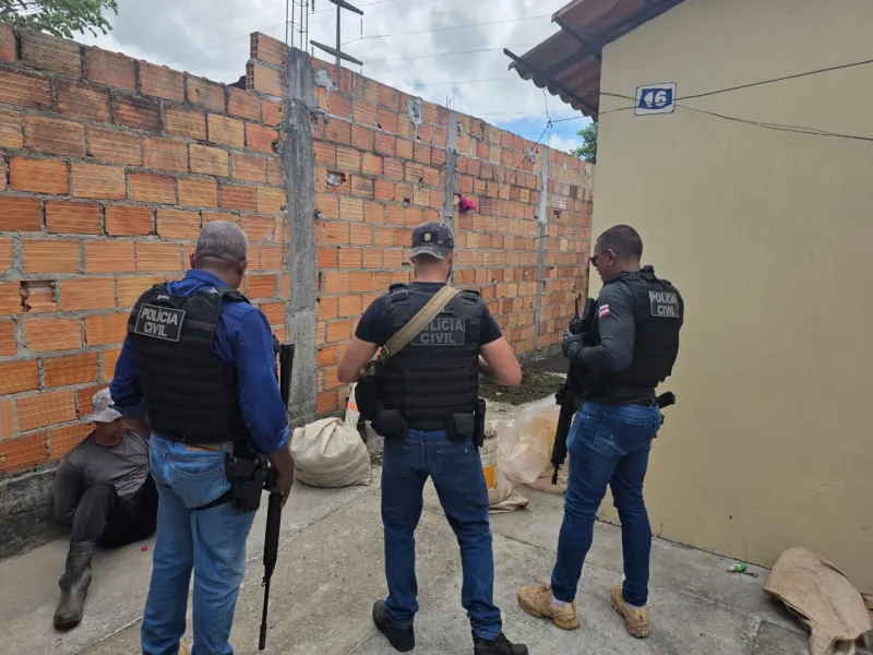 Dupla é presa em flagrante por furto de carga de pimenta em Eunápolis