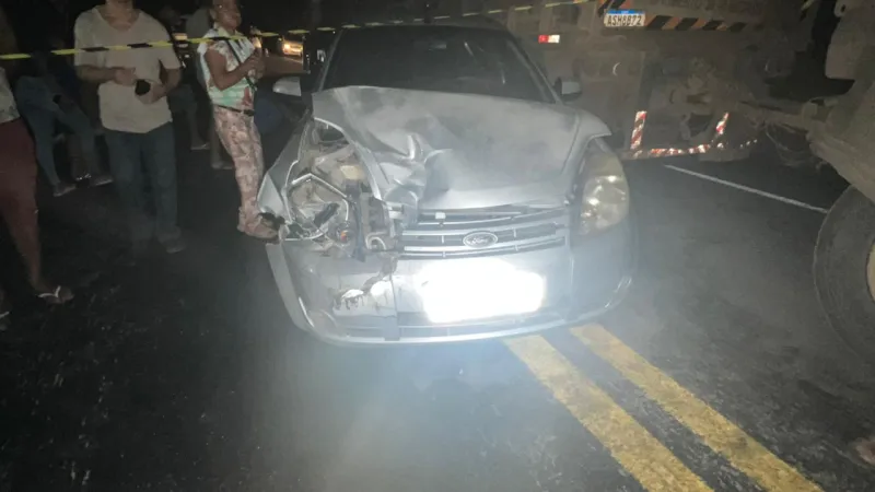 Condutor de Van morre em acidente com carreta da DASA na BR-418 em Nova Viçosa Condutor de Van morre em acidente com carreta da DASA na BR-418 em Nova Viçosa