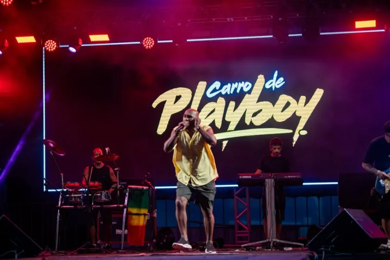 Carnaval no Prado começa com muita festa e animação Carnaval no Prado começa com muita festa e animação