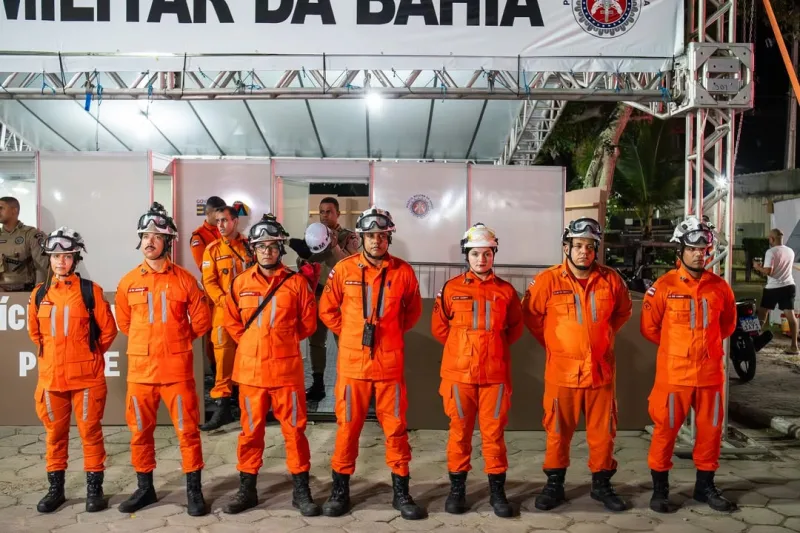 Carnaval no Prado começa com muita festa e animação Carnaval no Prado começa com muita festa e animação