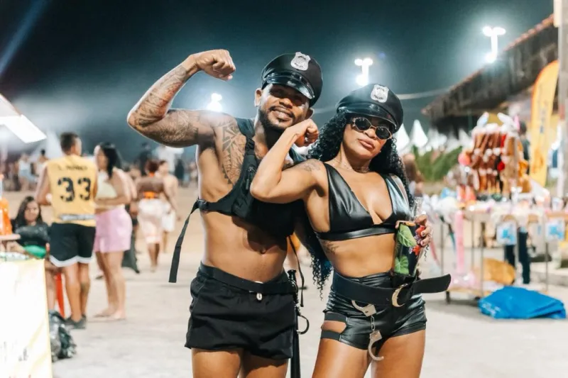 Samba e pagode baiano são destaques no resgate cultural da 2ª noite de Carnaval Mucuri 2026