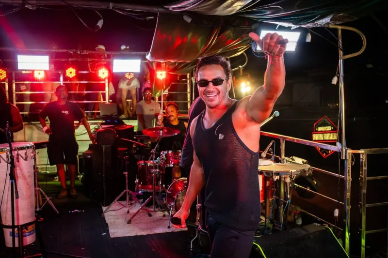 Muquiranas e grandes atrações garantem espetáculo no 4° dia do Carnaval de Prado Muquiranas e grandes atrações garantem espetáculo no 4° dia do Carnaval de Prado