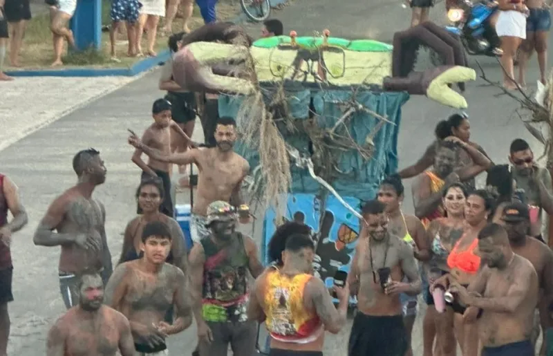 Força cultural do Bloco da Lama cresce a cada ano e confirma sua grandiosidade no Carnaval de Nova Viçosa