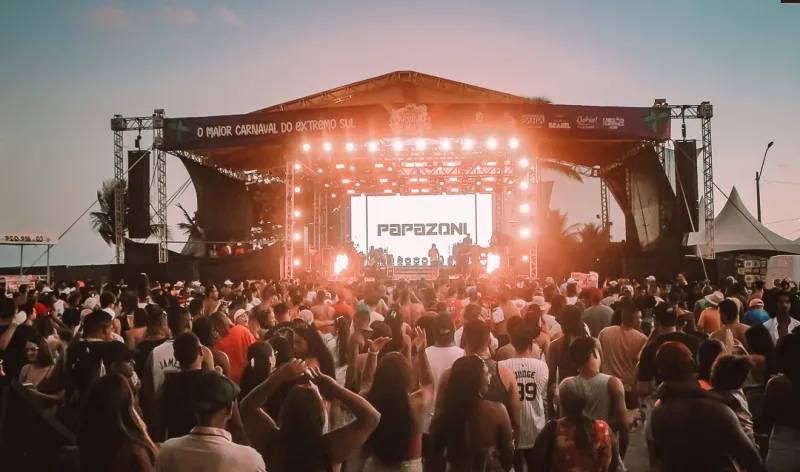 Carnaval histórico: Alcobaça celebra uma das maiores edições de seu Carnaval Carnaval histórico: Alcobaça celebra uma das maiores edições de seu Carnaval