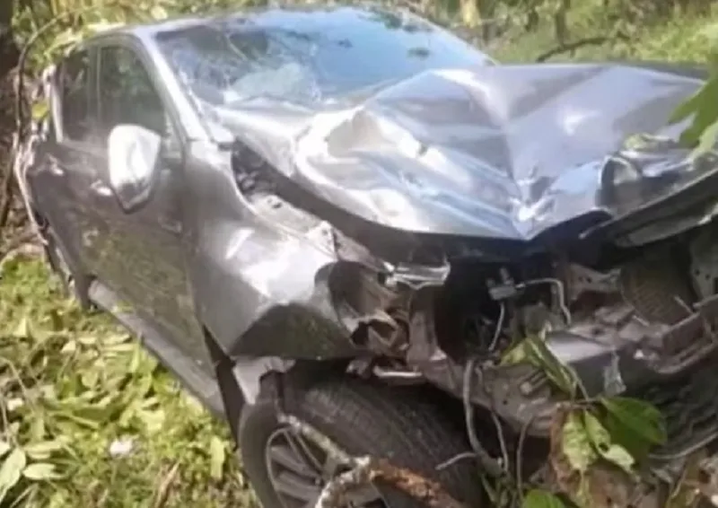 BR-101: Amigas morrem durante caminhada após serem atingidas por caminhonete no sul da Bahia