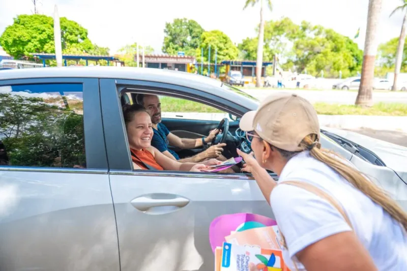 Prefeitura de Teixeira de Freitas promove blitz educativa na BR-101 contra trabalho infantil e violência