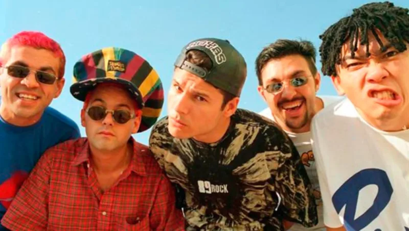 Corpos dos 'Mamonas Assassinas' serão exumados após quase 30 anos de acidente aéreo 