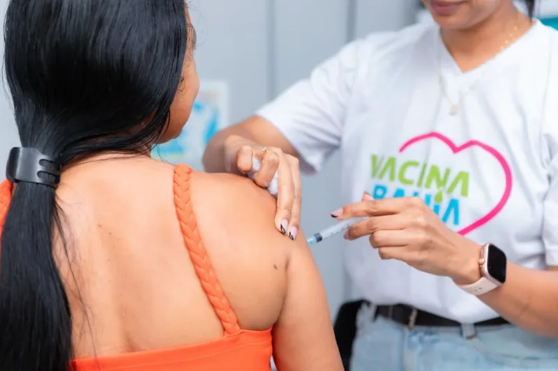 Corujão da Saúde garante consultas, vacinas e testes rápidos à população em Ibirapuã