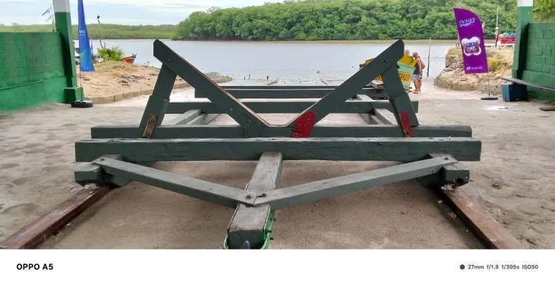 Estaleiro Escola Rosália Viana Borges é inaugurado em Alcobaça