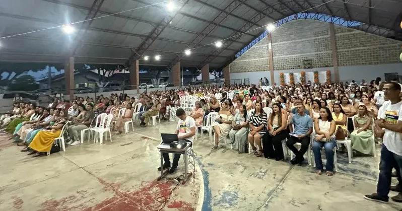 Jornada Pedagógica 2026 reúne educadores da rede pública e anúncios relevantes para Medeiros Neto