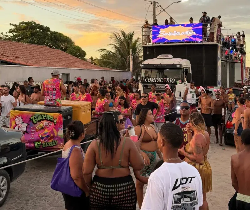 Turma do Funil comemora 21 anos com grande desfile no Carnaval de Alcobaça 2026 Turma do Funil comemora 21 anos com grande desfile no Carnaval de Alcobaça 2026