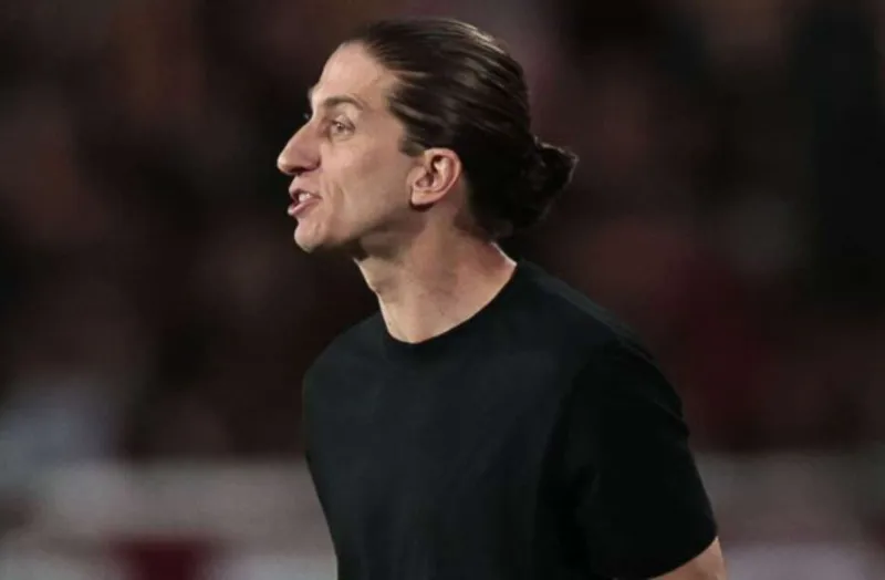 Demitido: Filipe Luís não é mais técnico do Flamengo 