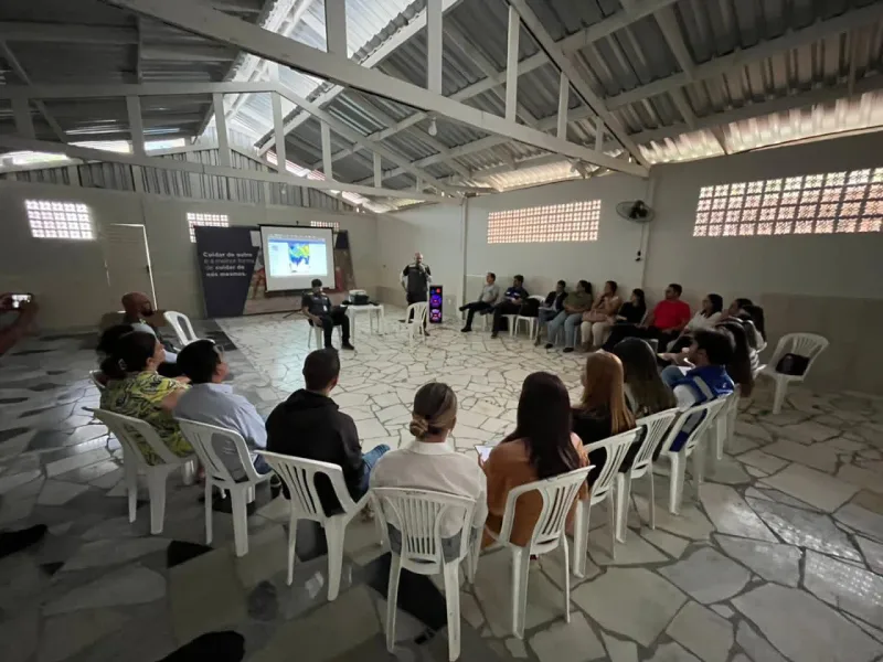 Prefeitura de Medeiros Neto realiza reunião estratégica sobre a situação das enchentes