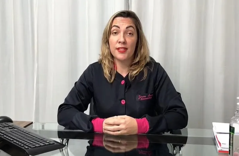 Fonoaudióloga é presa suspeita de agredir criança durante atendimento em Jequié Fonoaudióloga é presa suspeita de agredir criança durante atendimento em Jequié