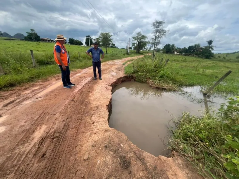 Defesa Civil intensifica vistorias após chuvas na zona rural de Teixeira de Freitas
