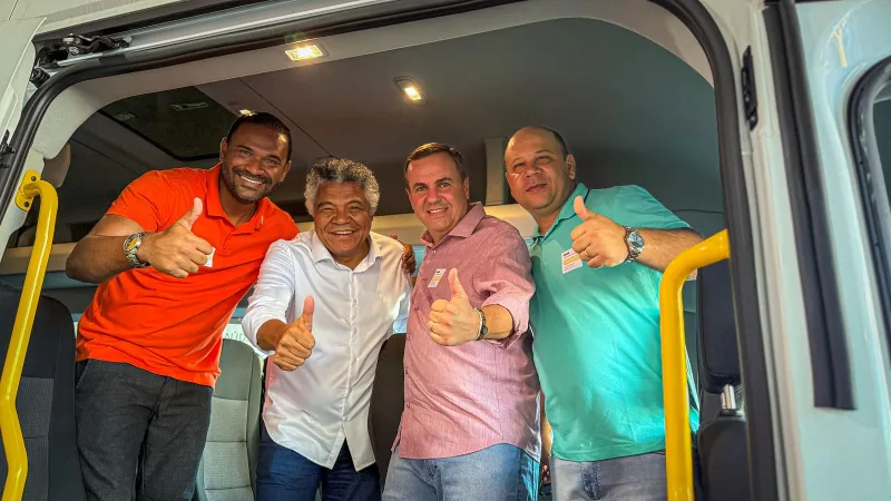 Saúde de Lajedão ganha reforço com chegada de veículo para transporte de pacientes