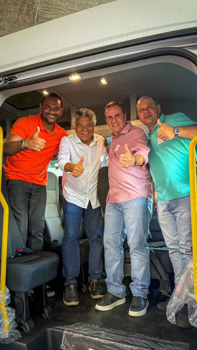 Saúde de Lajedão ganha reforço com chegada de veículo para transporte de pacientes