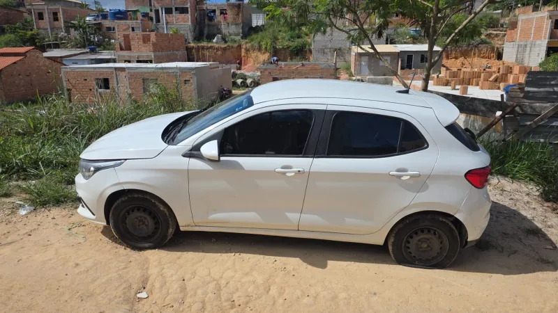 Veículo roubado em Ilhéus é recuperado pela polícia em Arraial d’Ajuda